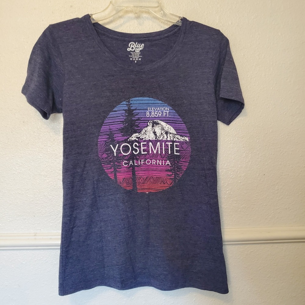 Blue 84 Yosemite California Graphic T-Shirt Navy Blue Heather Small Half Dome